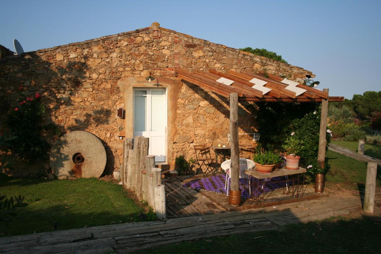 Le Rondini Bed and Breakfast Montrás Buitenkant foto
