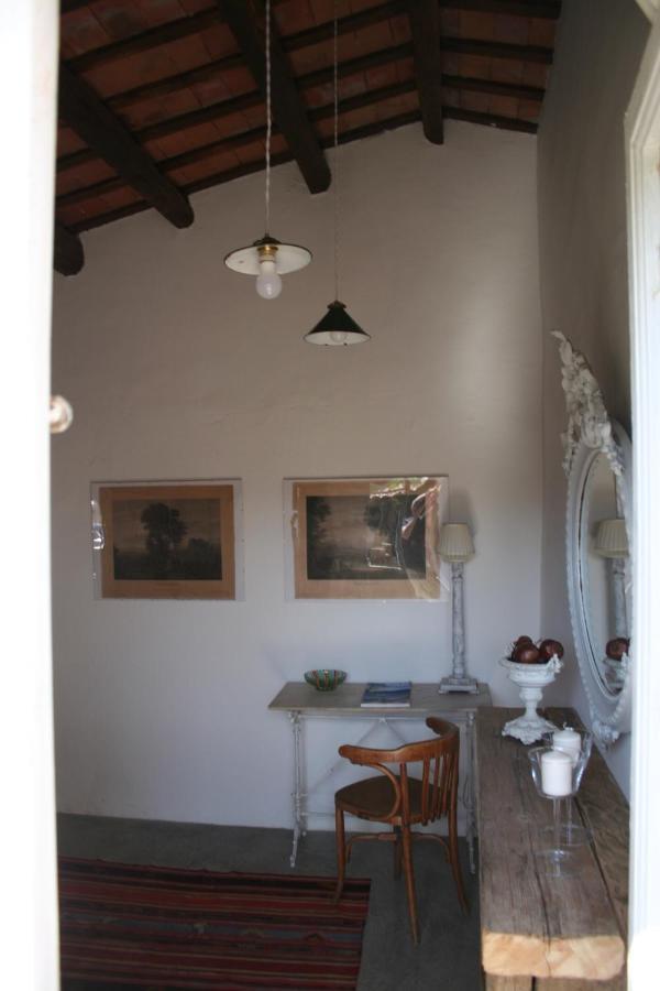 Le Rondini Bed and Breakfast Montrás Buitenkant foto